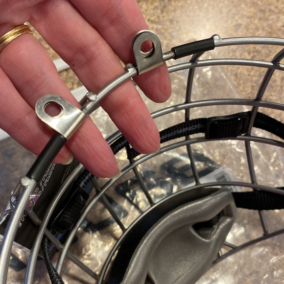 Bauer 5100 Facemask Grille White Hockey M or L :UNSURE OF SIZE - Picture 15 of 17